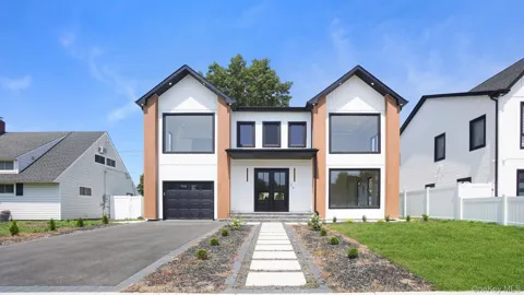 25 Red Maple Drive