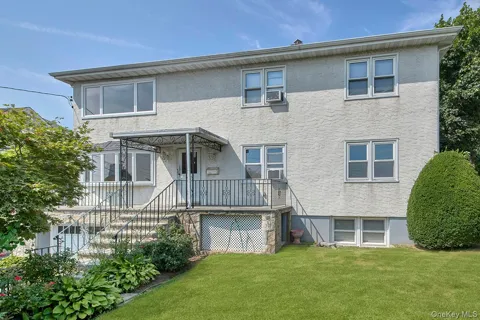 28 Beechwood Avenue