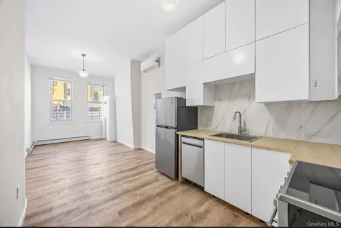 18-20 Stanhope Street #1L