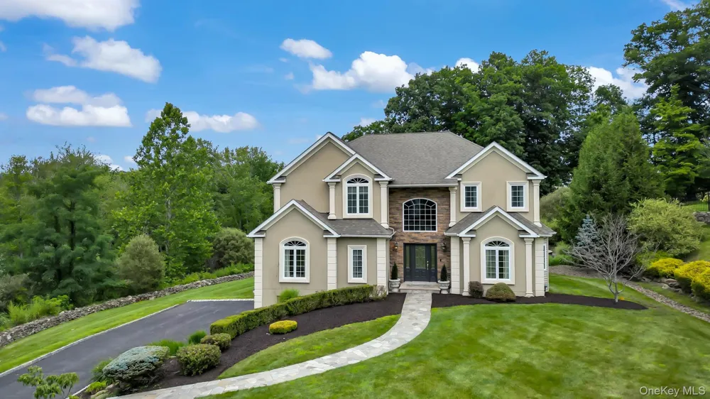 31 Greenwich Avenue Central Valley, NY 10917