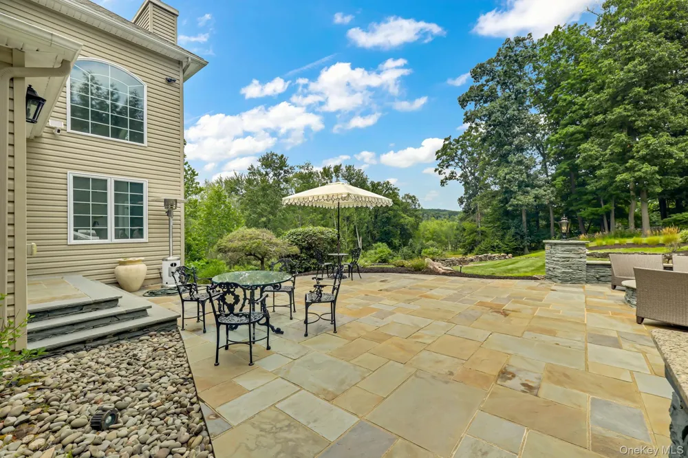 31 Greenwich Avenue Central Valley, NY 10917