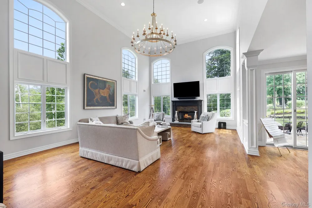 31 Greenwich Avenue Central Valley, NY 10917