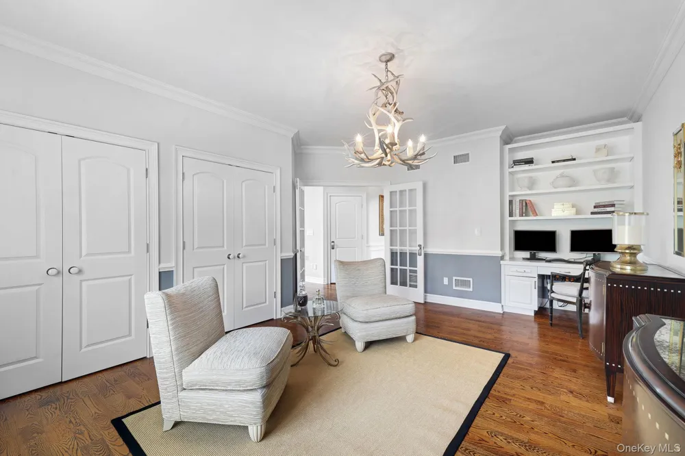 31 Greenwich Avenue Central Valley, NY 10917