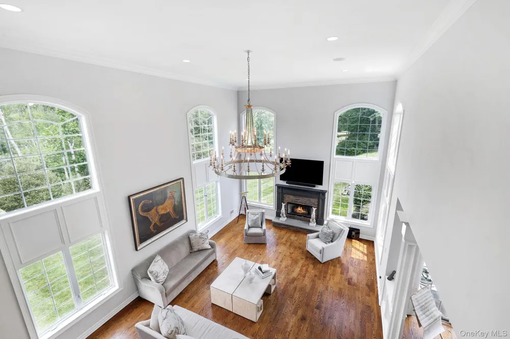 31 Greenwich Avenue Central Valley, NY 10917