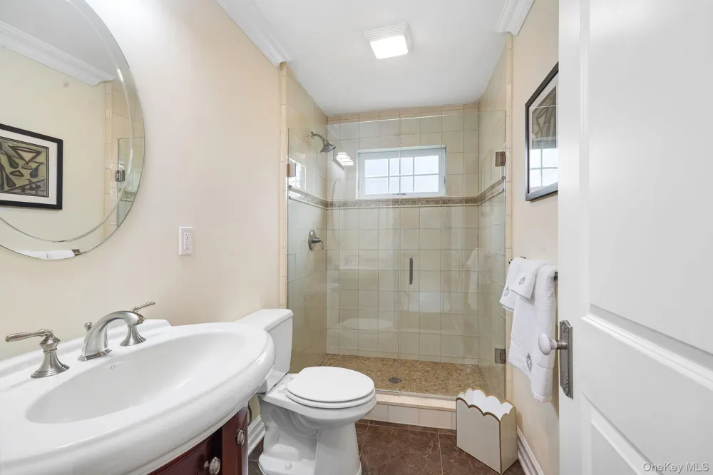 31 Greenwich Avenue Central Valley, NY 10917