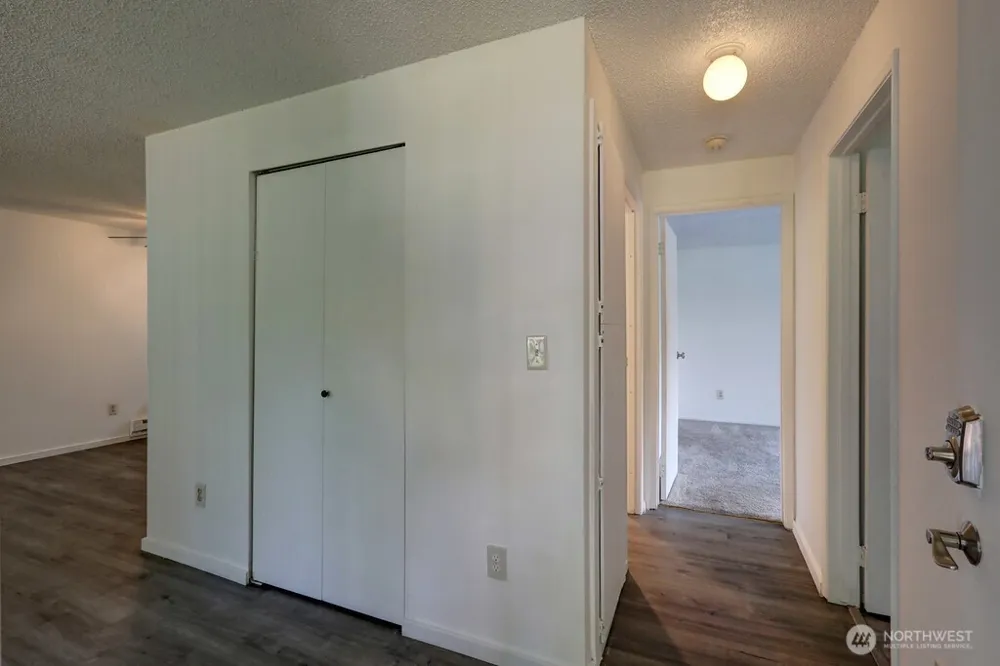 533 S 323rd Place #9G Federal Way, WA 98003