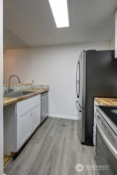 533 S 323rd Place #9G Federal Way, WA 98003