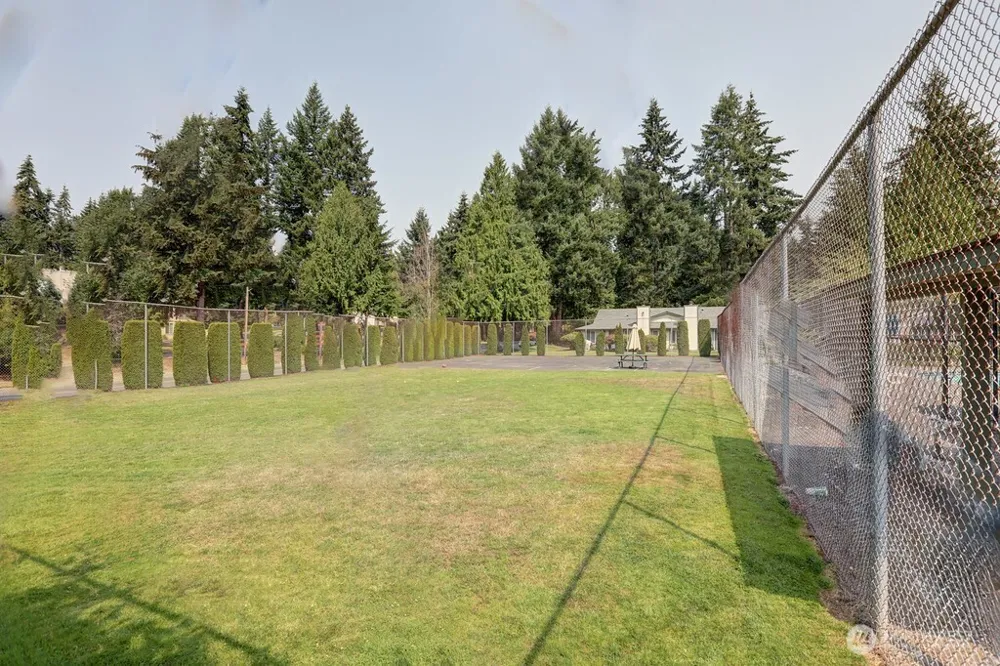 533 S 323rd Place #9G Federal Way, WA 98003
