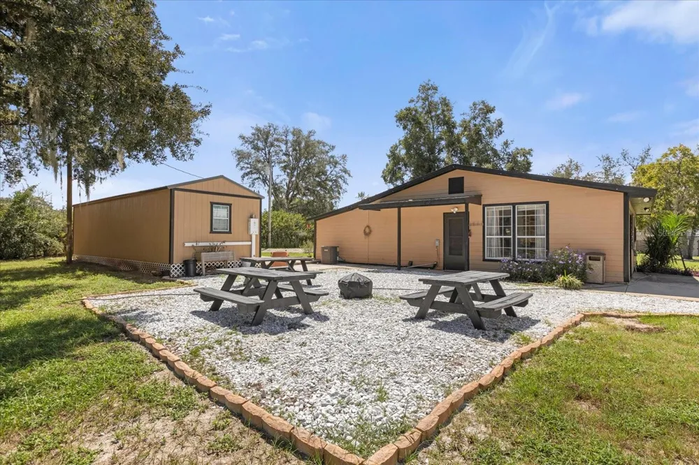 14043 TENNESSEE AVENUE Astatula, FL 34705