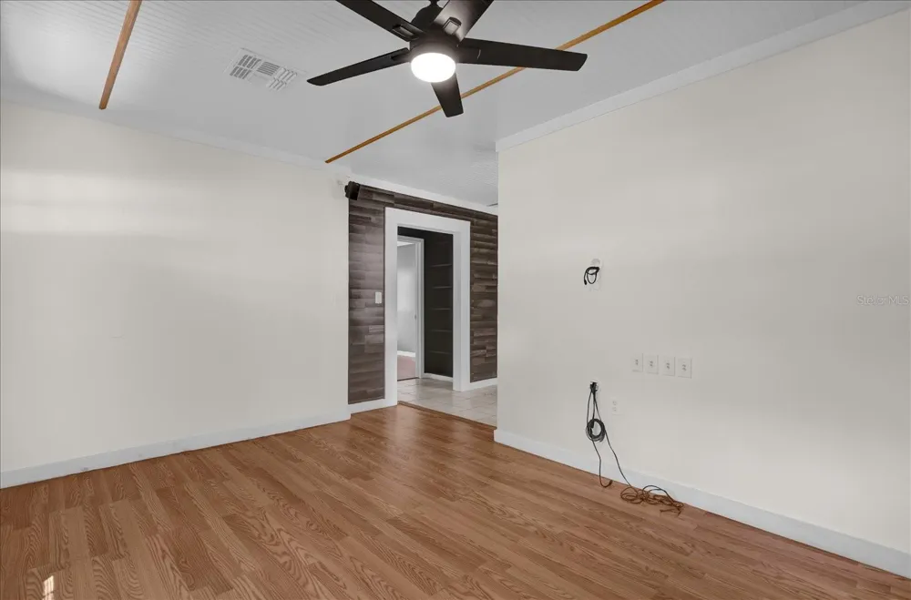 14043 TENNESSEE AVENUE Astatula, FL 34705