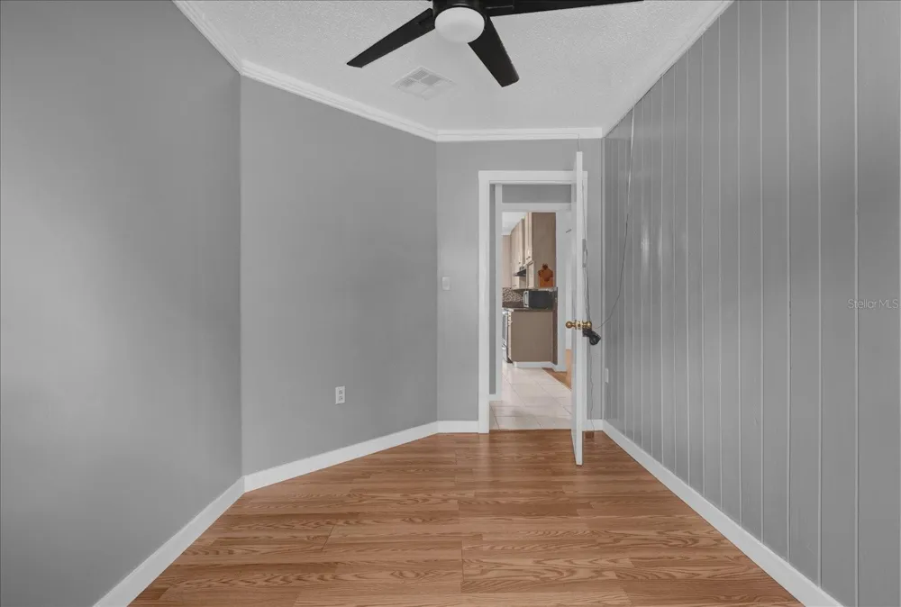 14043 TENNESSEE AVENUE Astatula, FL 34705