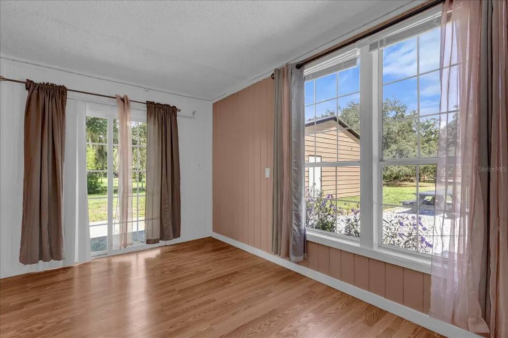 14043 TENNESSEE AVENUE Astatula, FL 34705