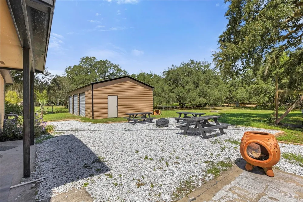 14043 TENNESSEE AVENUE Astatula, FL 34705