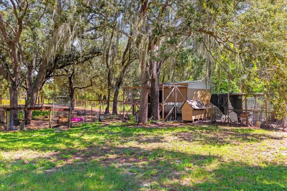 14043 TENNESSEE AVENUE Astatula, FL 34705