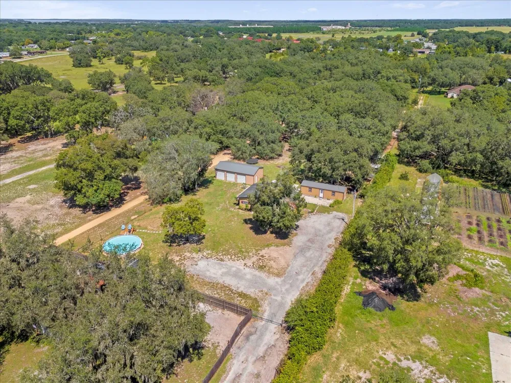 14043 TENNESSEE AVENUE Astatula, FL 34705