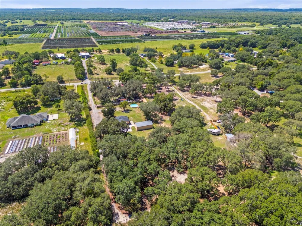 14043 TENNESSEE AVENUE Astatula, FL 34705