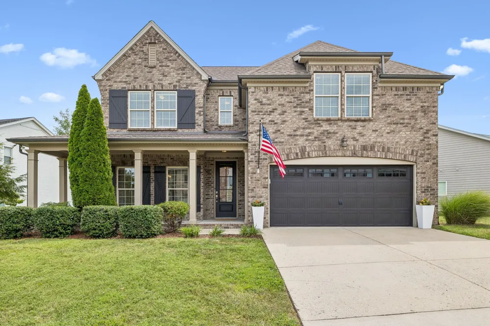2012 Devonwood Ln Thompsons Station, TN 37179