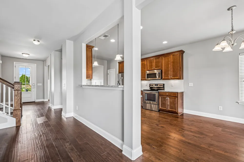 2012 Devonwood Ln Thompsons Station, TN 37179