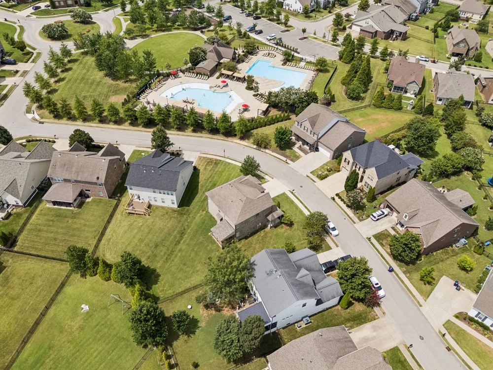 2012 Devonwood Ln Thompsons Station, TN 37179