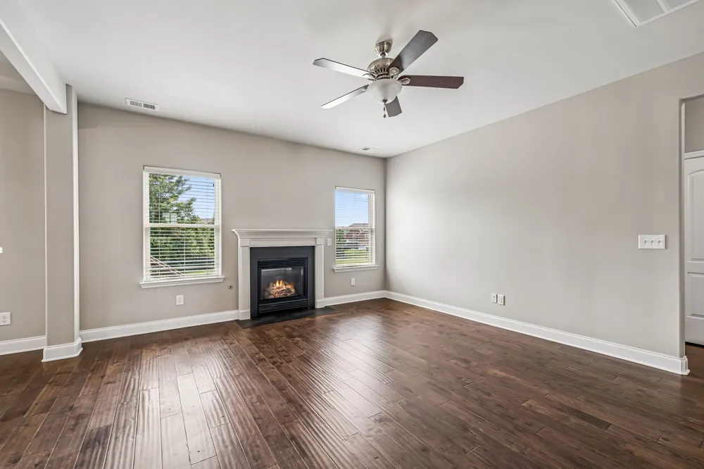 2012 Devonwood Ln Thompsons Station, TN 37179