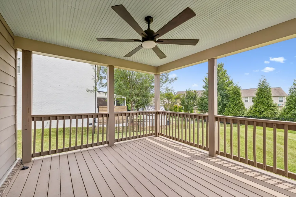 2012 Devonwood Ln Thompsons Station, TN 37179
