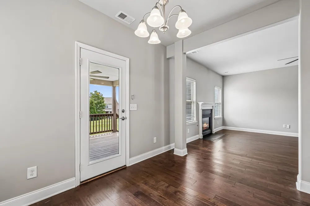 2012 Devonwood Ln Thompsons Station, TN 37179