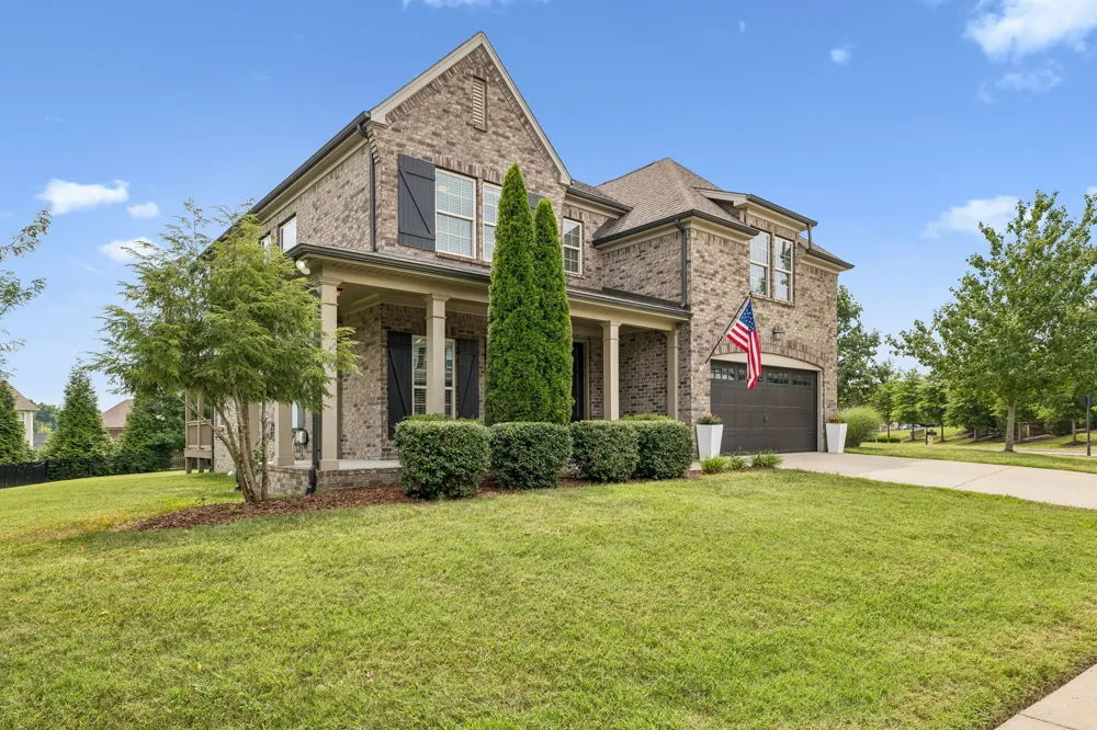 2012 Devonwood Ln Thompsons Station, TN 37179