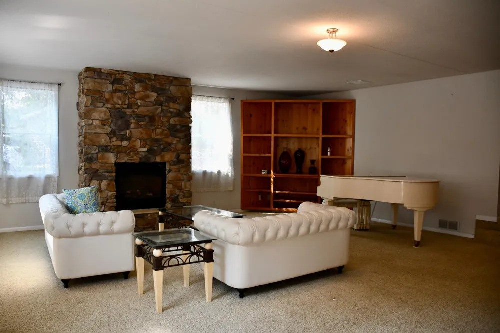 22273 Peterson Lane Detroit Lakes, MN 56501