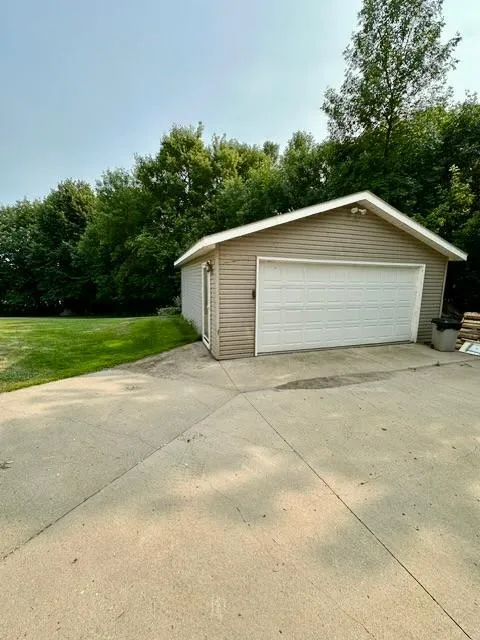22273 Peterson Lane Detroit Lakes, MN 56501
