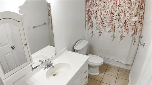 289 County Road 812 Buna, TX 77612