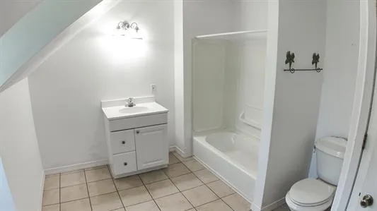 289 County Road 812 Buna, TX 77612