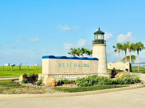 3368 Bay Point