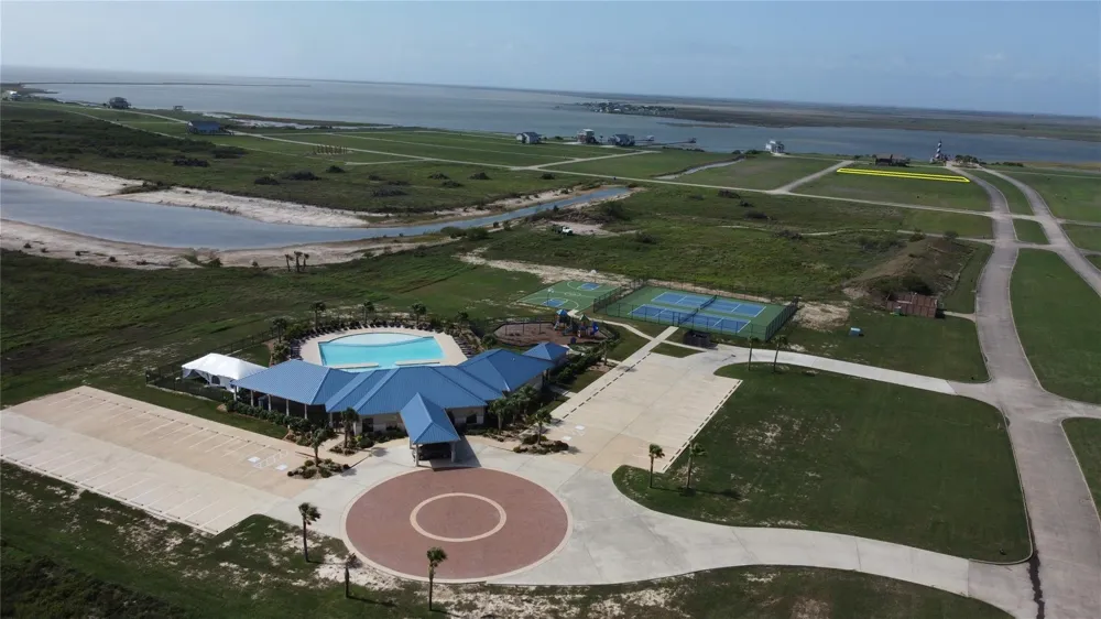 3368 Bay Point Palacios, TX 77465