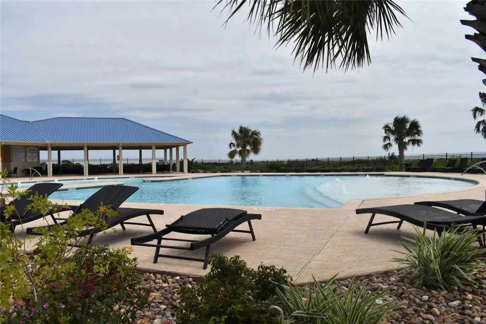 3368 Bay Point Palacios, TX 77465
