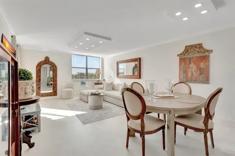 600 Egret Circle ## 7504