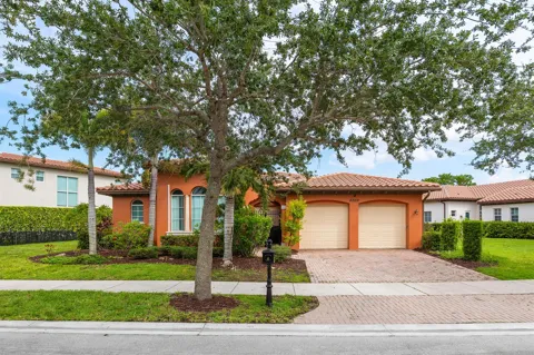 8269 NW 124th Terrace