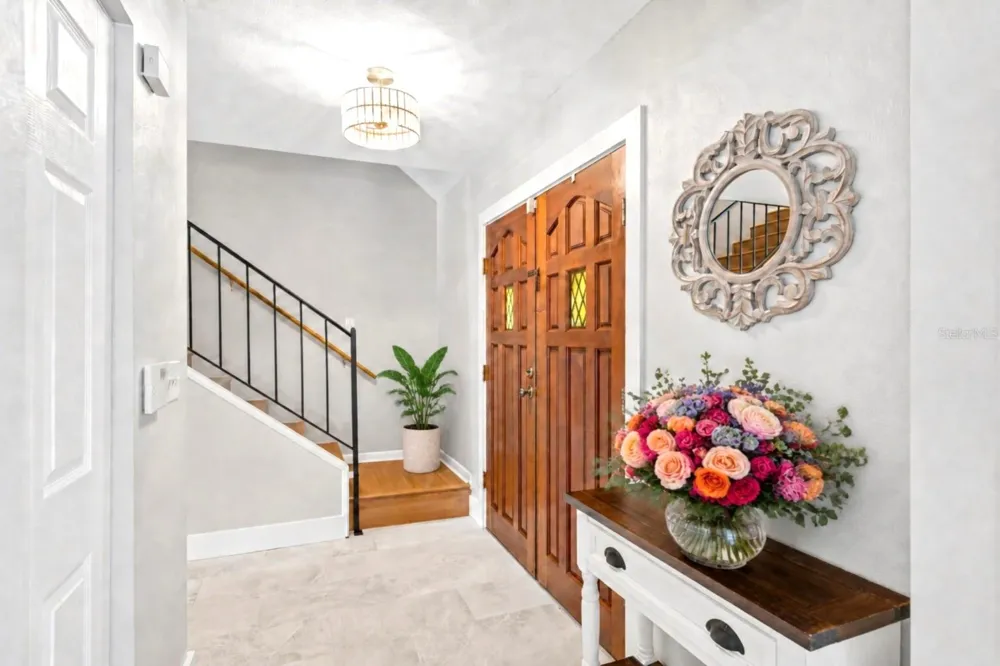 3133 W IDLEWILD AVENUE Tampa, FL 33614