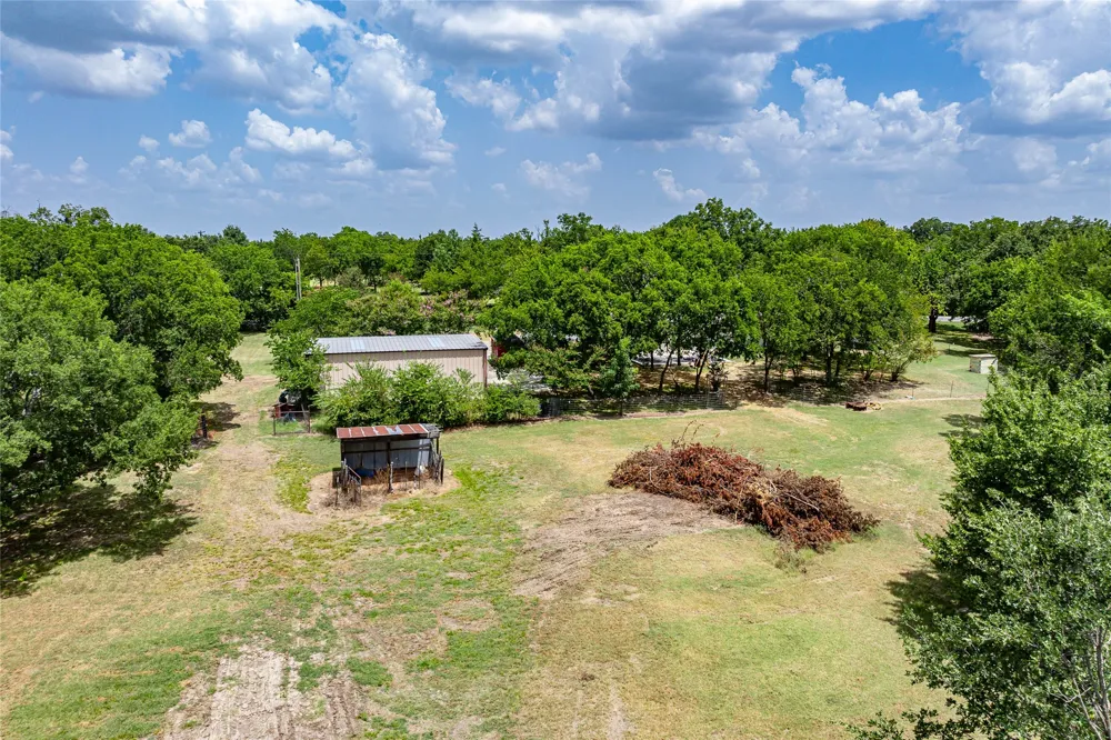 414 Flowing Wells Road Pottsboro, TX 75076