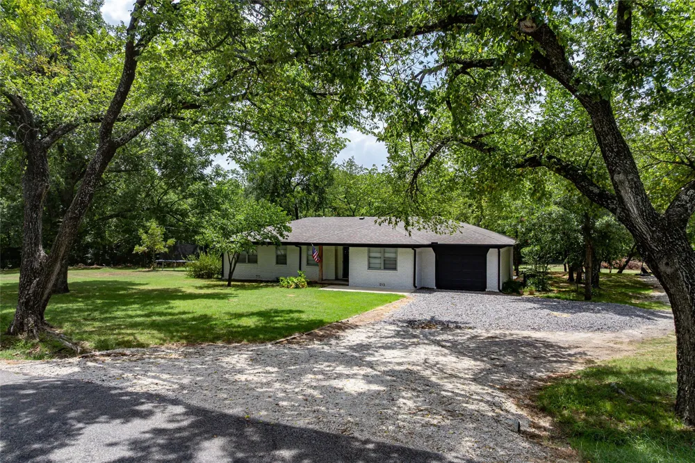 414 Flowing Wells Road Pottsboro, TX 75076