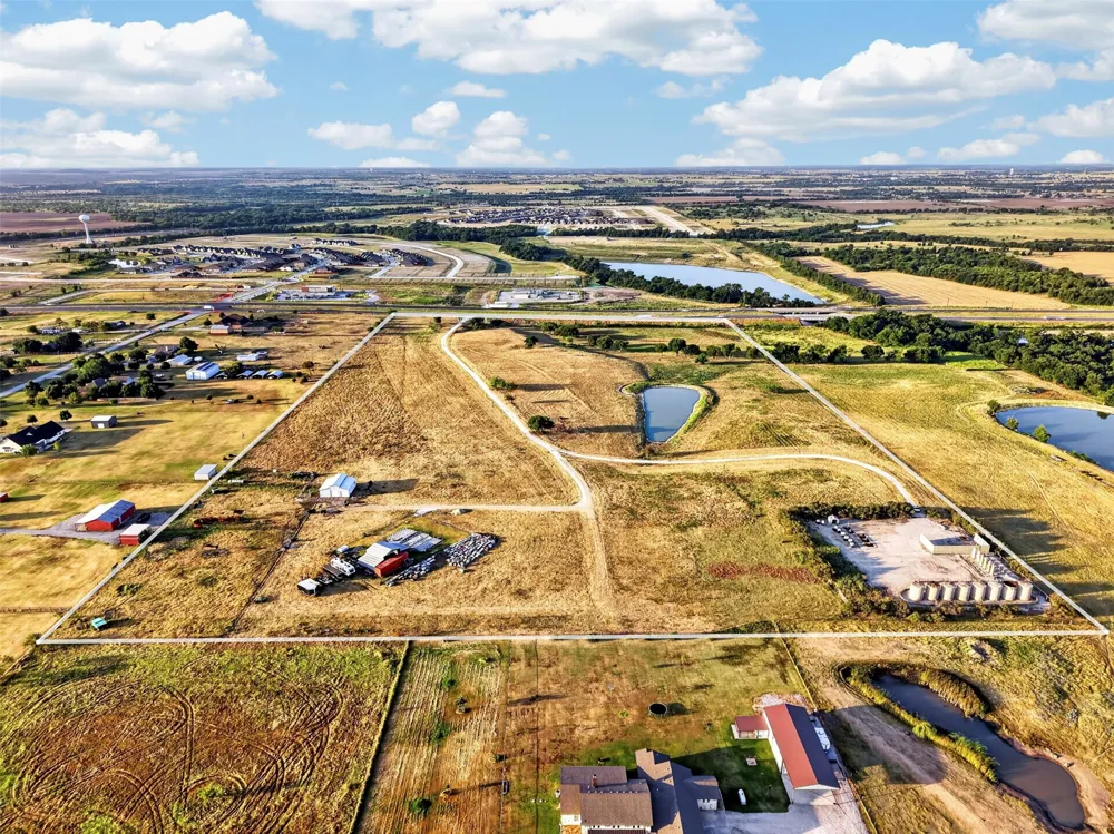 12420 US Highway 380 W Krum, TX 76249