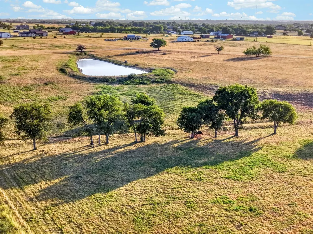 12420 US Highway 380 W Krum, TX 76249