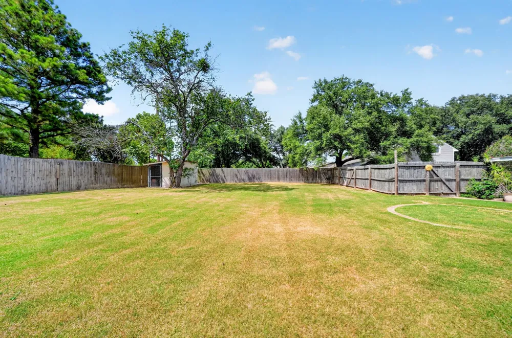 720 S Houston Street Edgewood, TX 75117