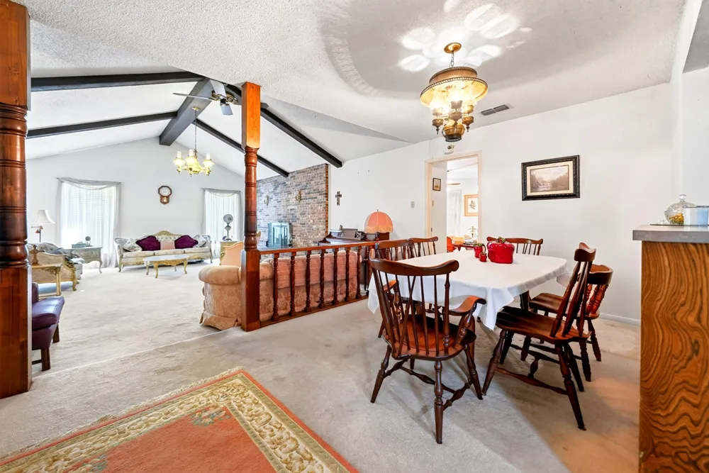 720 S Houston Street Edgewood, TX 75117