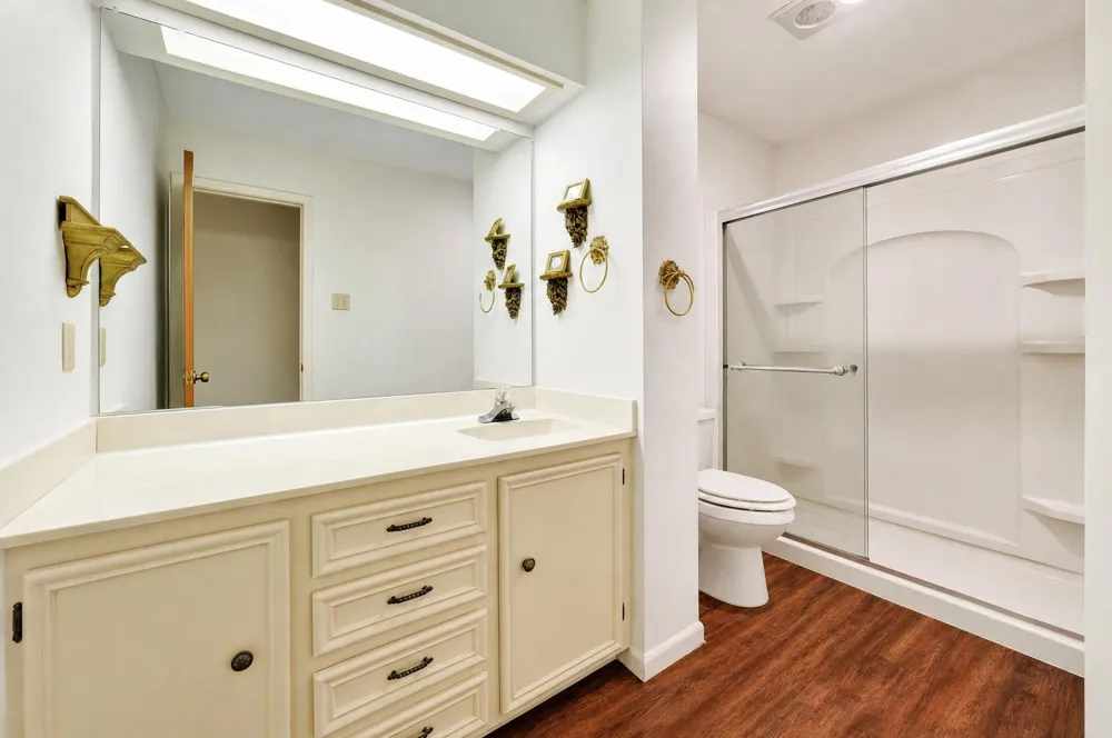 720 S Houston Street Edgewood, TX 75117