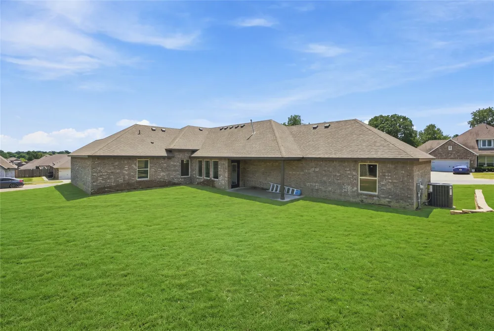 1950 S Stephanie Street Sapulpa, OK 74066