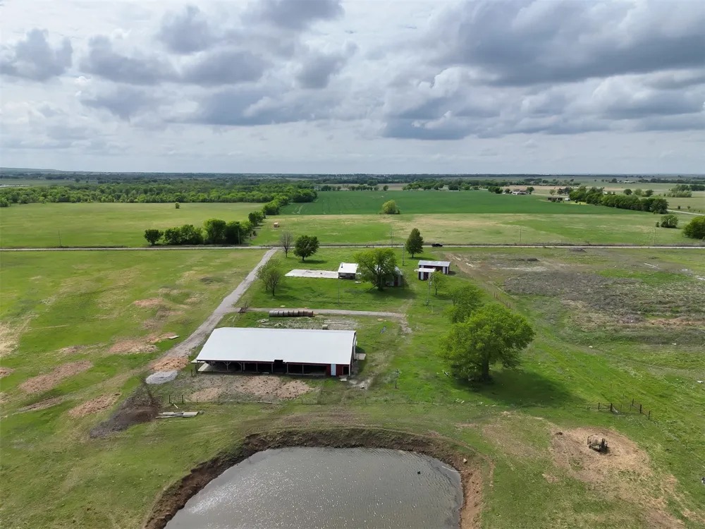 100 S 194th Street W Council Hill, OK 74428