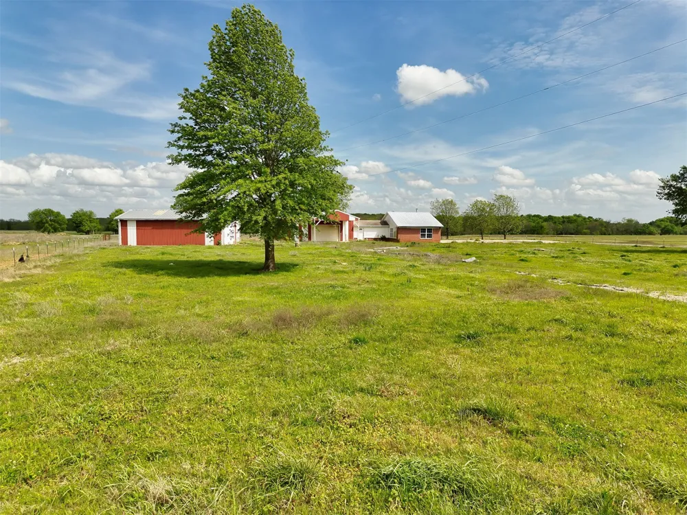 100 S 194th Street W Council Hill, OK 74428