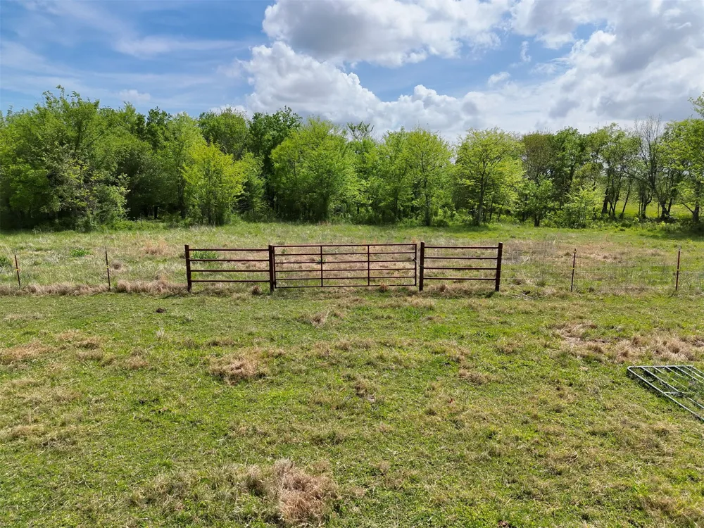 100 S 194th Street W Council Hill, OK 74428