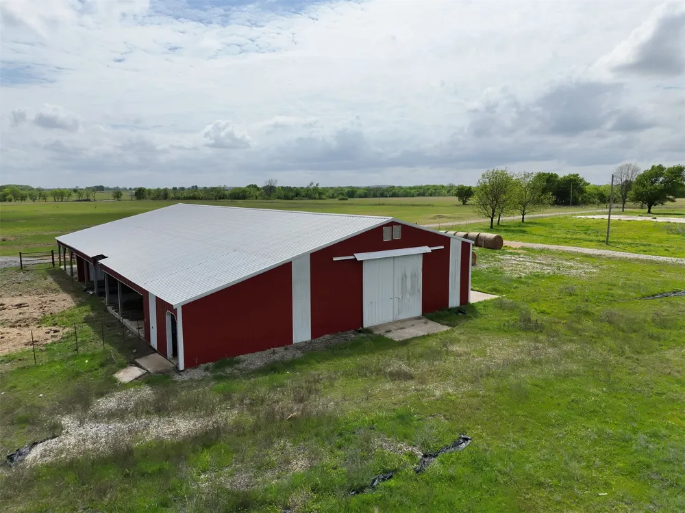 100 S 194th Street W Council Hill, OK 74428