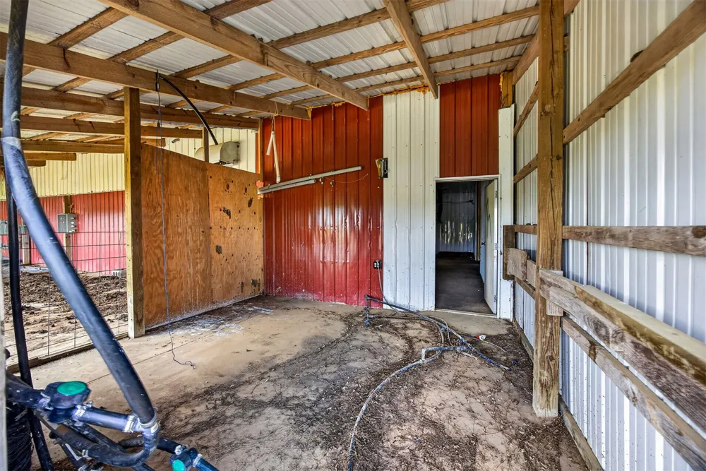 100 S 194th Street W Council Hill, OK 74428